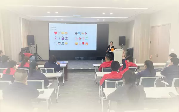 High tech Health Escort Service - In 2025, UCHEN New Energy teamed up with the Labor Union and the Health Commission to hold psychological science popularization lectures and free blood donation love activities!